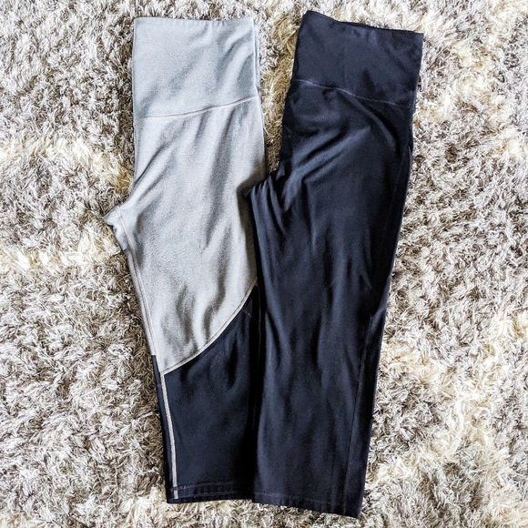 GAPFIT MATERNITY | 2 PAIRS Full Panel Maternity Crop Blackout Leggings - Picture 2 of 11